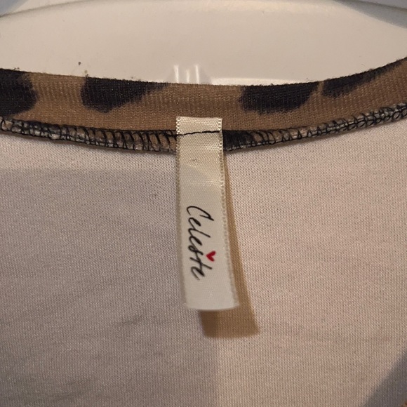 Colorblock top - Picture 2 of 3